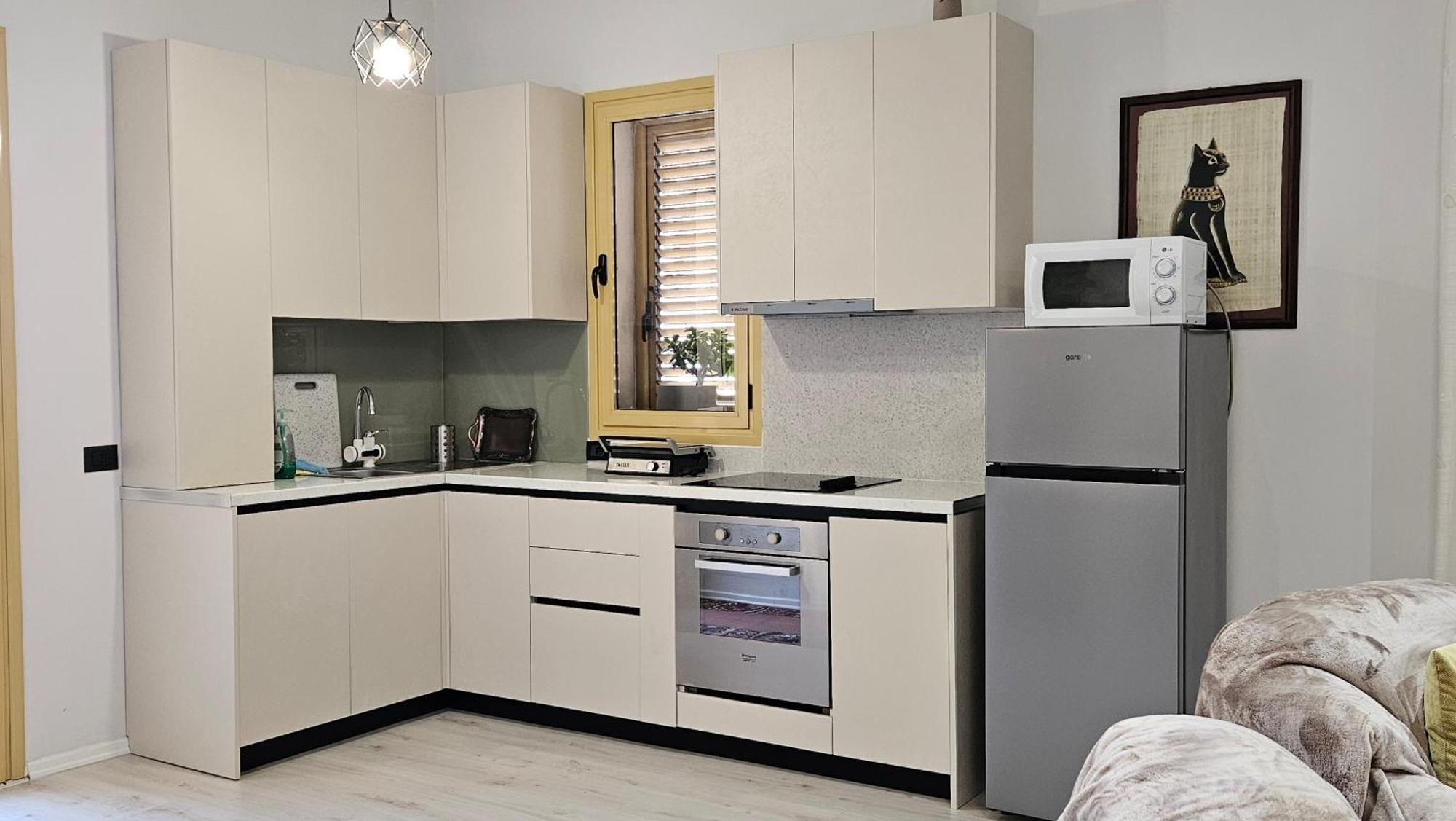 Apartment Spacious & Relaxing With Free Parking Vlorë